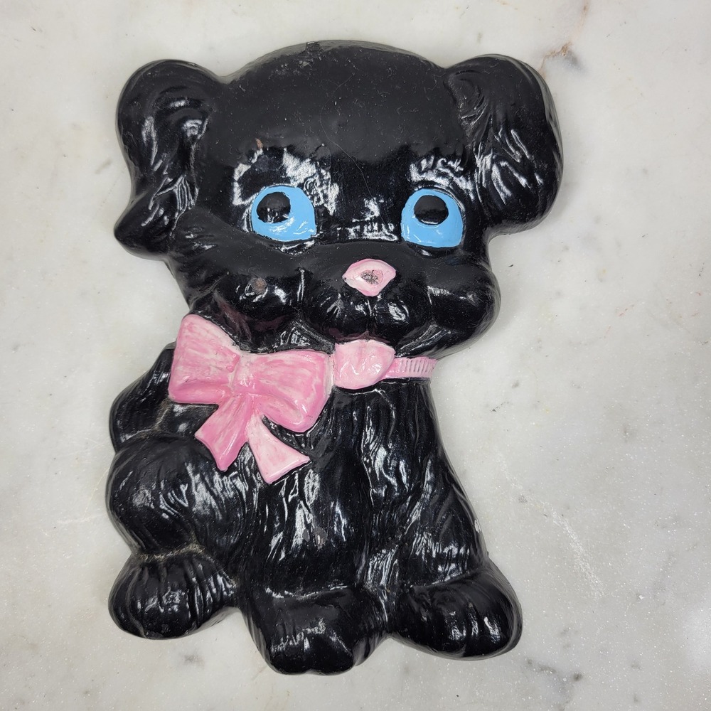 Vintage 1973 Chalkware Puppy Dog Wall Plaque Art Accents Ohio Kitsch Handmade